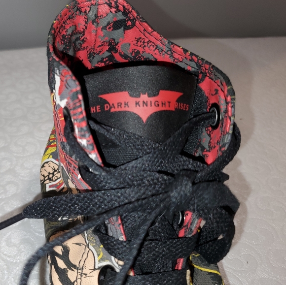 Unisex Converse Comics The Dark Knight Rises Sneakers - Picture 6 of 8